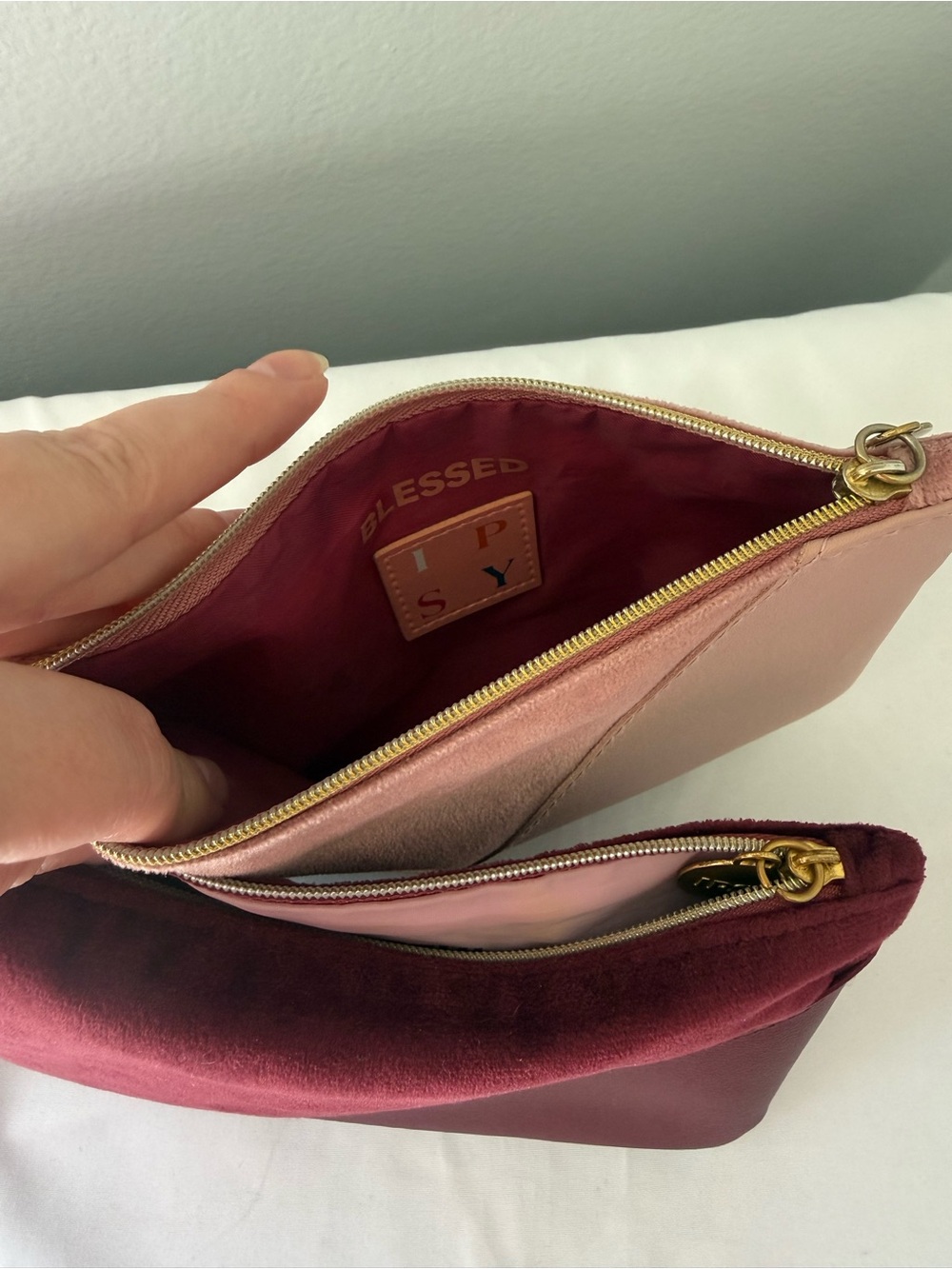 Ipsy Bags - Picture 6 of 10